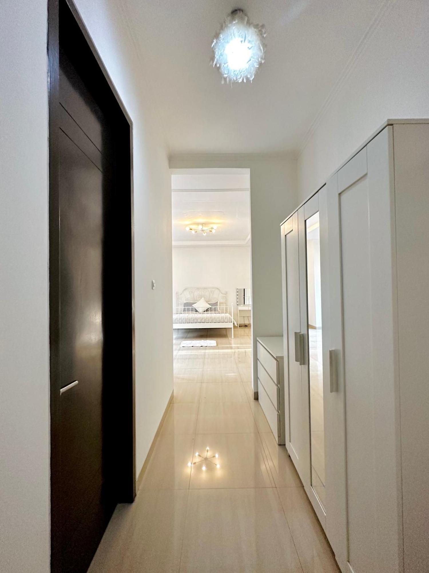 4-Bedroom Home In South Jakarta Nuansa Swadarma Residence By Le Ciel Hospitality Dış mekan fotoğraf